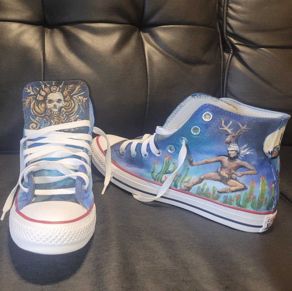 Beautiful tennis shoes, with original Mexican designen, Converse brand
